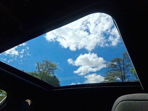 Certified 2025 Subaru Forester Premium image 14