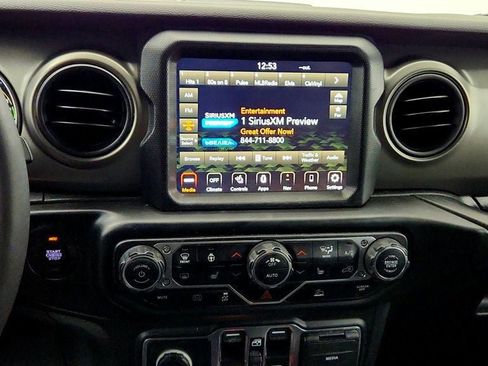 Used 2023 Jeep Wrangler Unlimited w/ Sun & Screen Package AWD/4WD image 17