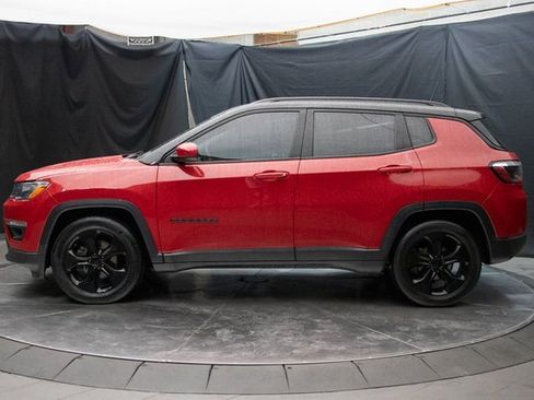 Used 2020 Jeep Compass Latitude image 9