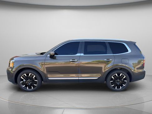 Used 2024 Kia Telluride SX FWD image 4