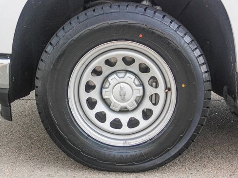 Used 2020 Chevrolet Silverado 1500 W/T w/ WT Value Package image 10