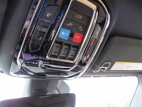 Used 2025 Jeep Grand Cherokee L Summit AWD/4WD image 39