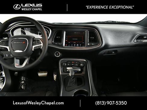 Used 2015 Dodge Challenger SXT Plus image 22