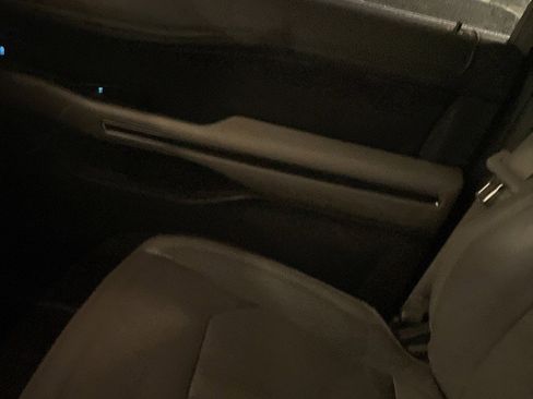 Used 2019 Ford Expedition Limited image 12