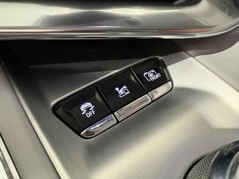 Used 2023 Chevrolet Corvette Stingray Premium Cpe w/ Battery Protection Package RWD image 27