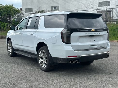 Used 2026 Chevrolet Suburban Premier AWD/4WD image 24