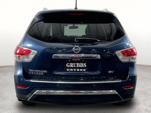 Used 2015 Nissan Pathfinder SV w/ Cargo Package FWD image 5