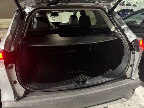 Certified 2024 Toyota Corolla Cross XLE w/ Convenience Package image 8