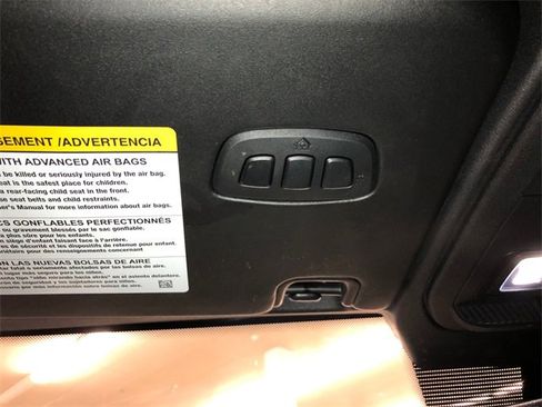 Used 2021 Ford Bronco Badlands image 27