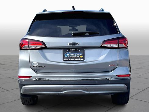 Used 2023 Chevrolet Equinox RS FWD image 5
