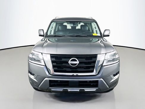 Used 2024 Nissan Armada SL image 2