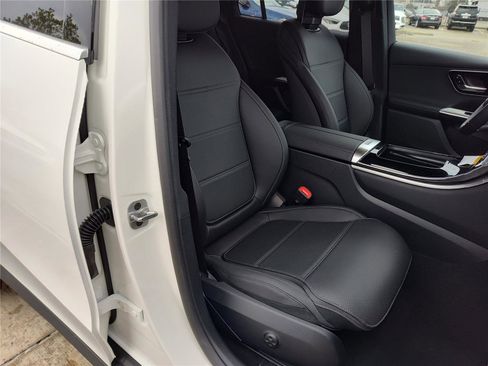 New 2026 Mercedes-Benz GLC 300 image 11