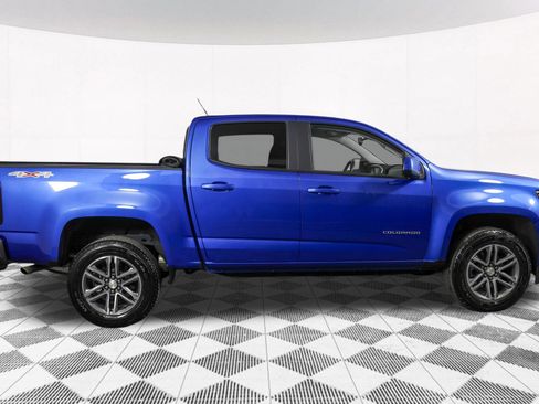 Used 2022 Chevrolet Colorado LT w/ LT Convenience Package AWD/4WD image 13