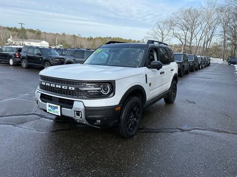 Certified 2025 Ford Bronco Sport Badlands image 16