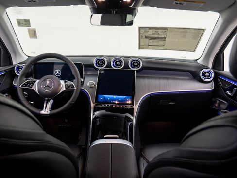 New 2026 Mercedes-Benz GLC 350e 4MATIC image 10