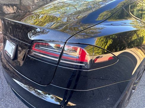 Used 2022 Tesla Model S AWD image 23