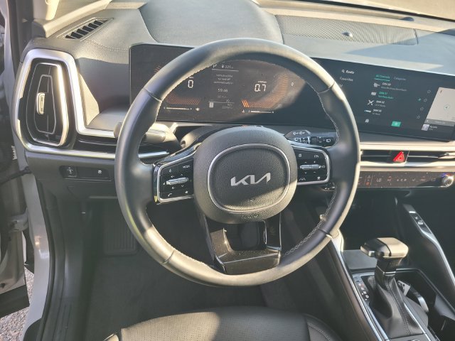 Used 2024 Kia Sorento S w/ Panoramic Sunroof Package FWD image 30