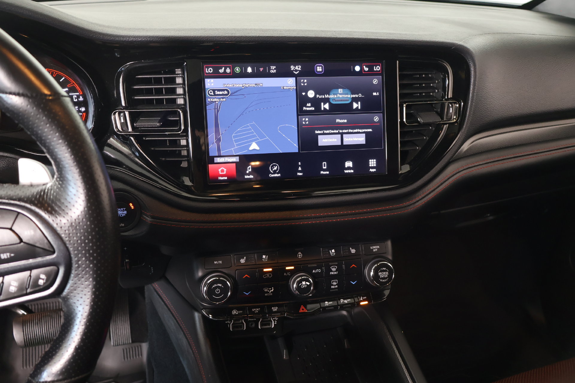 Used 2025 Dodge Durango GT AWD/4WD image 5