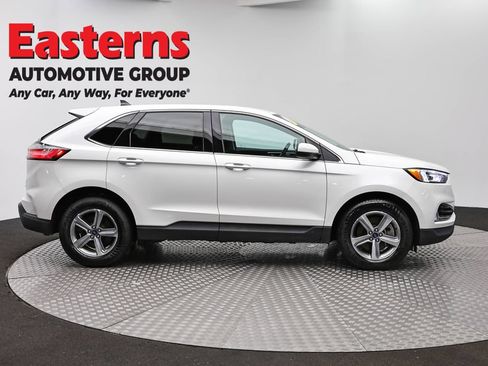 Used 2021 Ford Edge SEL w/ Convenience Package AWD/4WD image 4