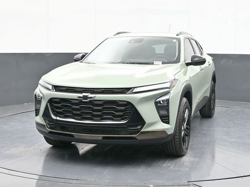 New 2026 Chevrolet Trax ACTIV w/ Driver Confidence Package image 2