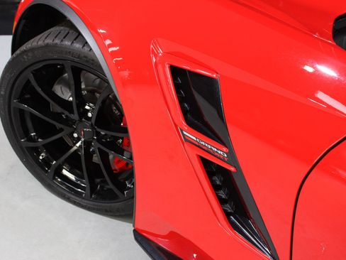 Used 2019 Chevrolet Corvette Grand Sport image 16