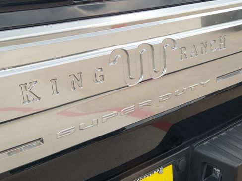 Used 2025 Ford F250 King Ranch w/ Chrome Package AWD/4WD image 33
