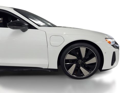 Used 2023 Audi e-tron GT Prestige w/ Prestige Package image 12