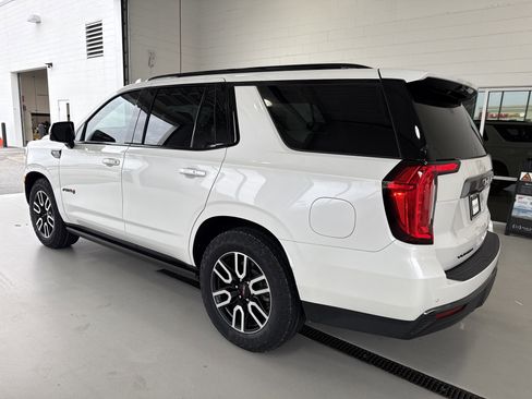 Used 2023 GMC Yukon AT4 w/ AT4 Premium Plus Package image 14