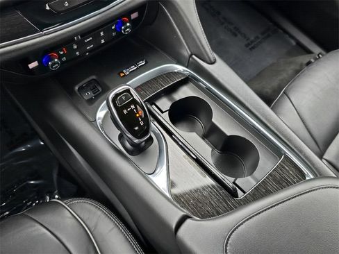 Used 2020 Buick Enclave Avenir w/ Avenir Technology Package image 23