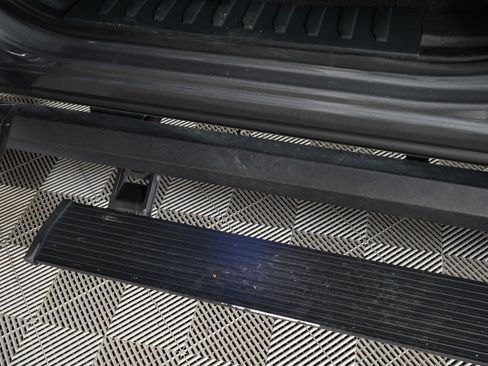 Used 2023 Ford F150 Lariat w/ Equipment Group 502A High image 16