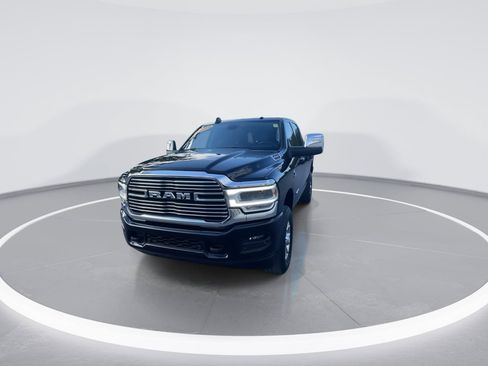 Used 2024 RAM 2500 Laramie AWD/4WD image 6