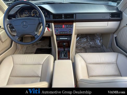 Used 1995 Mercedes-Benz E 320 E 320 image 2