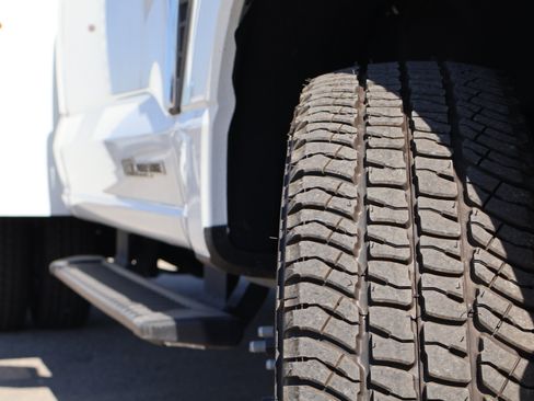 New 2025 Ford F350 XL w/ XL Chrome Package image 15