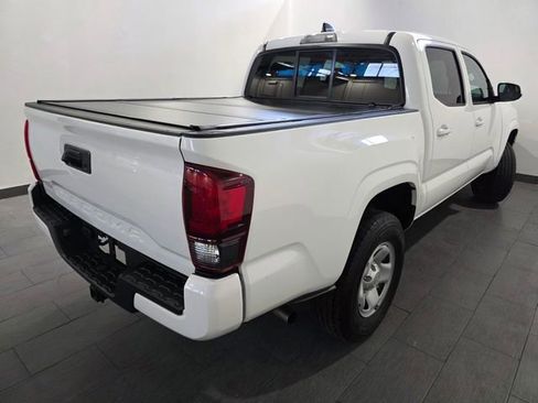 Used 2023 Toyota Tacoma SR AWD/4WD image 5