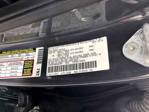 Used 2024 Toyota Tacoma TRD Sport image 33