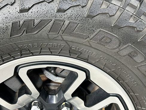 Used 2017 RAM 1500 Big Horn AWD/4WD image 32