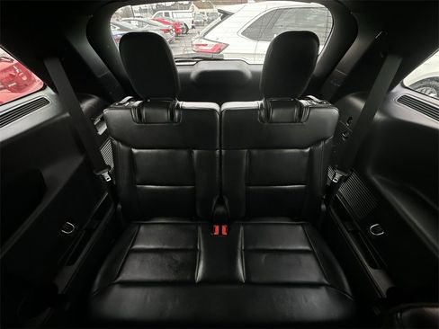 Used 2020 Ford Explorer XLT w/ Equipment Group 202A image 22