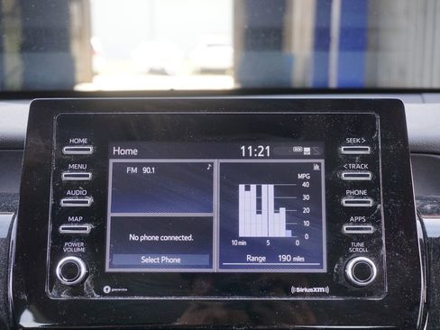 Used 2023 Toyota Camry SE FWD image 10
