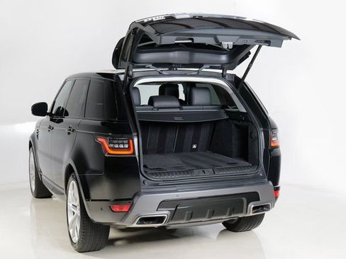 Used 2018 Land Rover Range Rover Sport HSE image 30