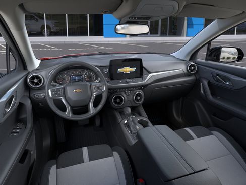 New 2025 Chevrolet Blazer LT w/ Convenience Package image 42