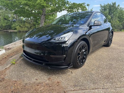 Used 2021 Tesla Model Y 2WD image 11