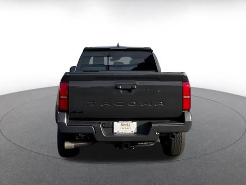 Used 2025 Toyota Tacoma TRD Off-Road image 11