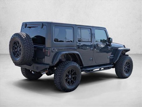 Used 2018 Jeep Wrangler Unlimited Sport S AWD/4WD image 5