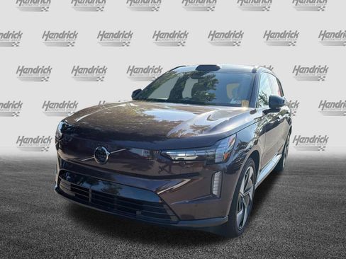 Used 2025 Volvo EX90 Ultra AWD/4WD image 6
