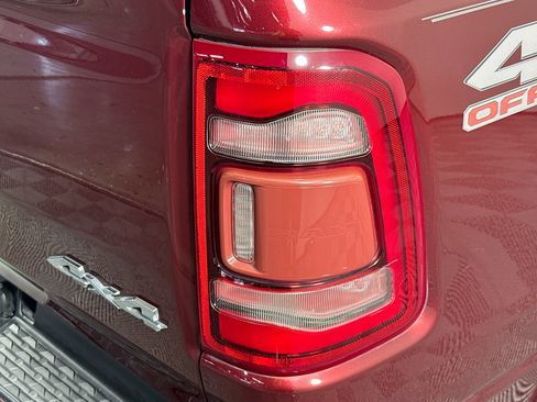 Used 2022 RAM 1500 Limited w/ Body Color Bumper Group AWD/4WD image 33