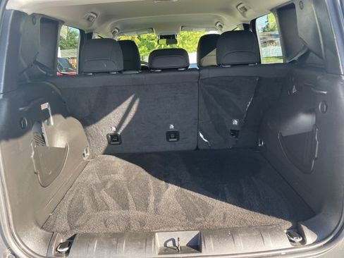 Used 2023 Jeep Renegade Altitude image 12