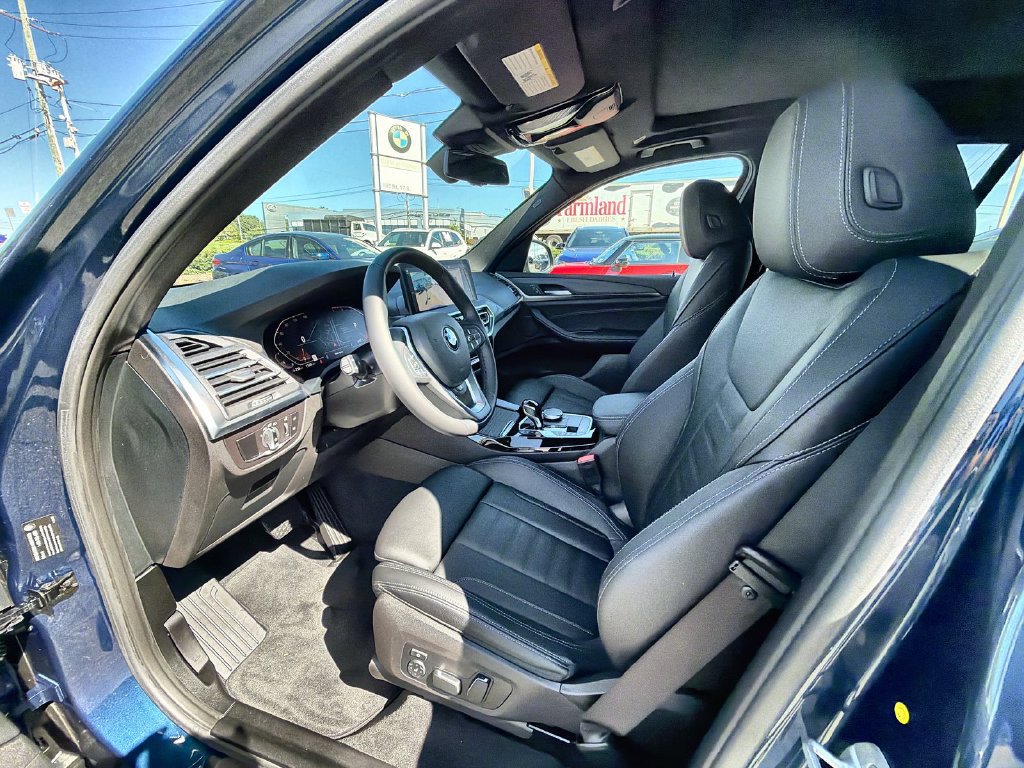 Used 2024 BMW X3 xDrive30i w/ Premium Package AWD/4WD image 10