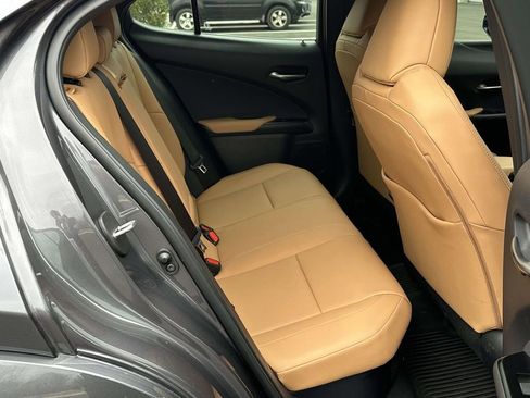 Used 2023 Lexus UX 250h FWD w/ Accessory Package (Z2) image 7