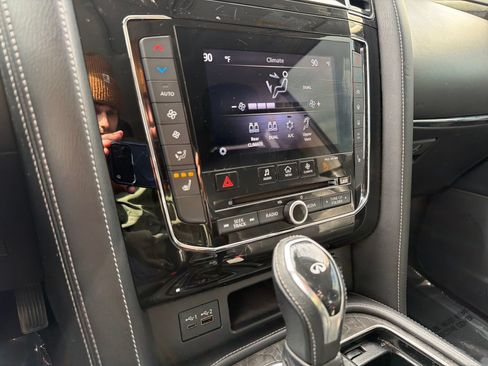 Used 2020 INFINITI QX80 Luxe w/ Proassist Package AWD/4WD image 22