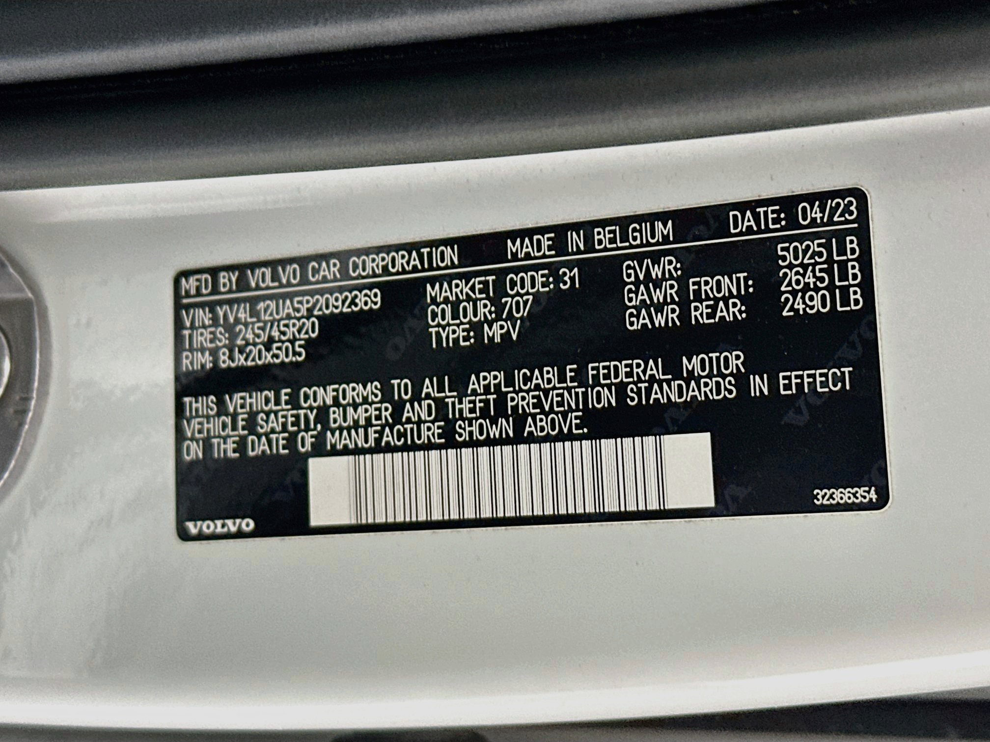 Used 2023 Volvo XC40 B5 Ultimate w/ Protection Package Premier AWD/4WD image 12
